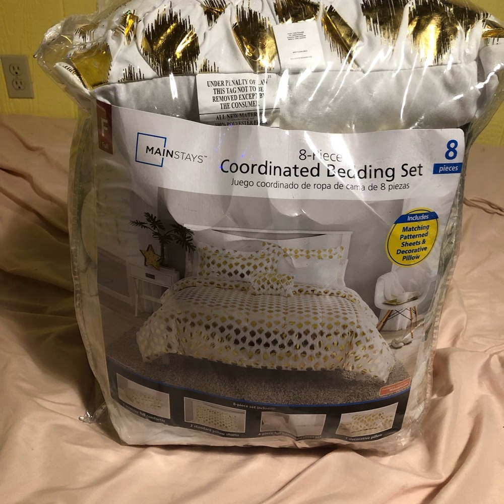 Gold 8 Piece Bed Set